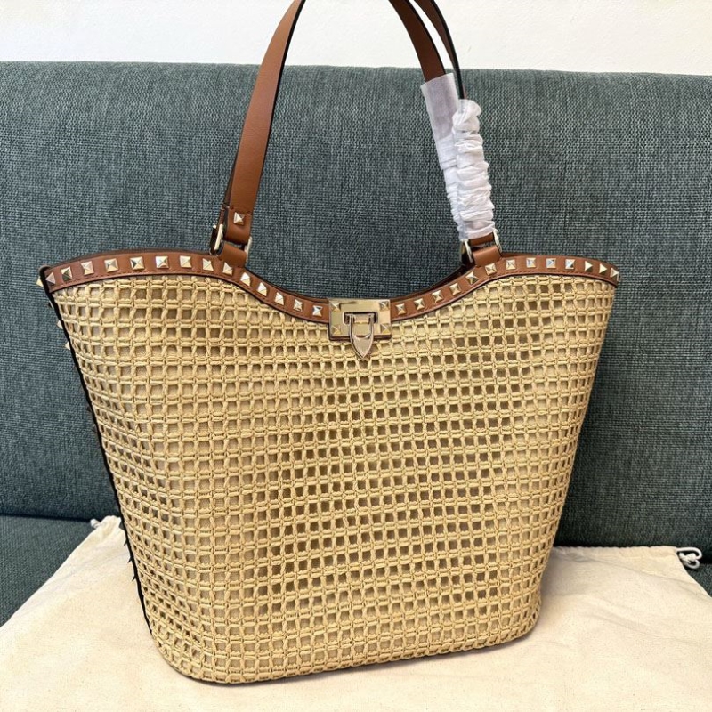 Va1e*ntin0 shopping bag